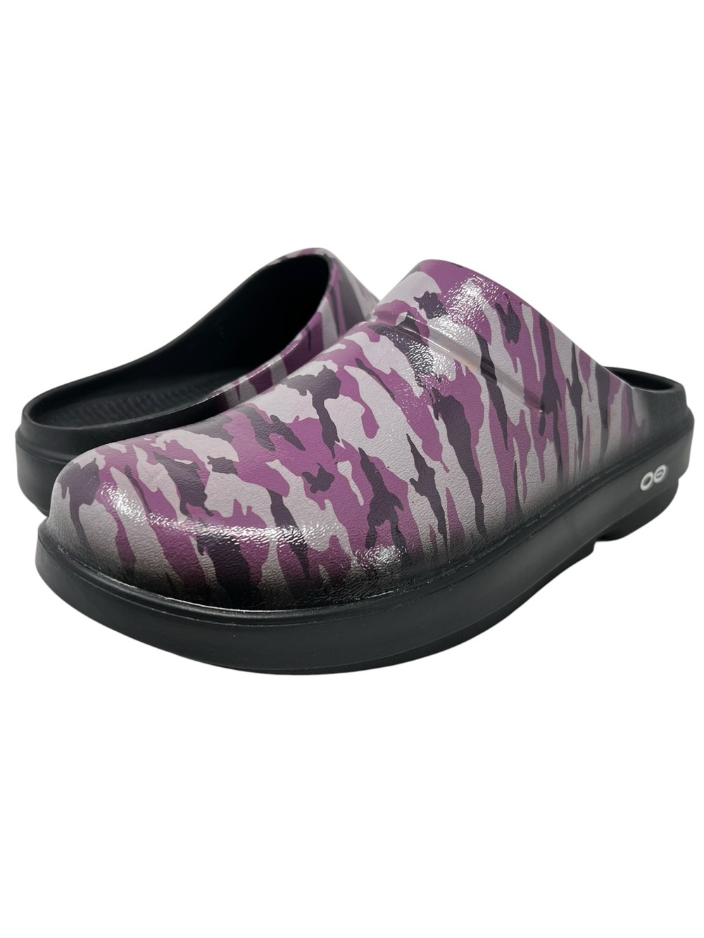 OOFOS Purple Camo Slip-On Clogs